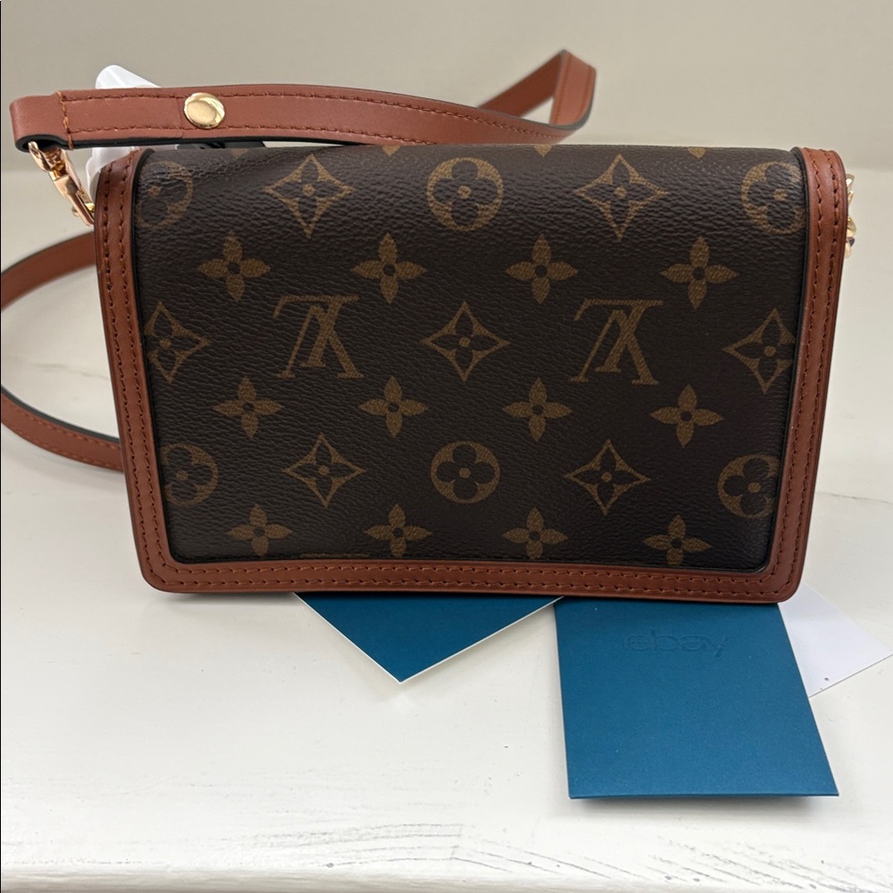 Louis Vuitton Dauphine Brown and Tan WOC / cross body - gorgeous! - Picture 5 of 9